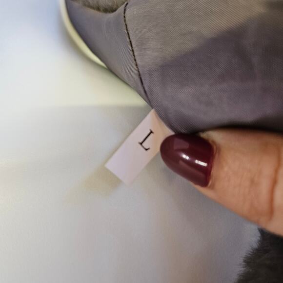 Gray Long Open Front Faux Fur Vest Size L Mob Wife Preppy Old Money Casual - Picture 5 of 6